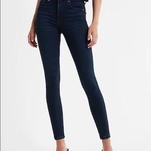 Mid Rise Dark Wash Supersoft Skinny Jeans